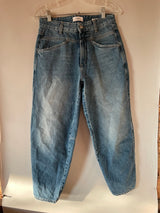 Closed (Italy) Cropped Jeans - Size 26