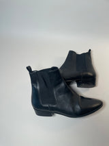Rivecour Chelsea Boots - Size 38