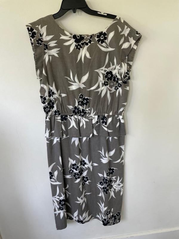 Hawaiian Dress - Size 14