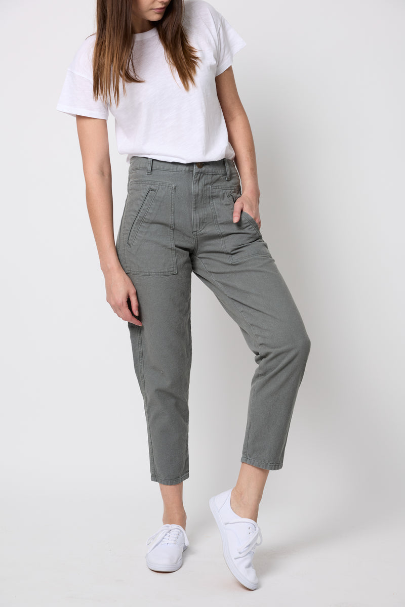 Everyday Trousers ° Eucalyptus – Built by Wendy