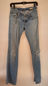 Vintage low rise bootcut Levi's - Size 28